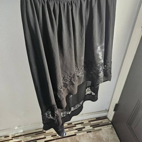 Forever 21 High Low Skirt Size Medium - Picture 9 of 16